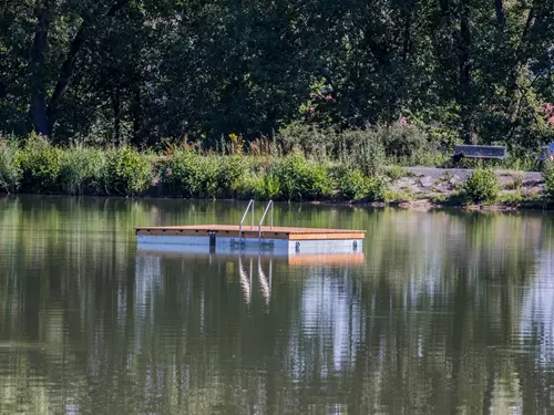 Varnsdorfský turistický okruh – rybník Rio, Josefova studánka, pomníky za studánkou