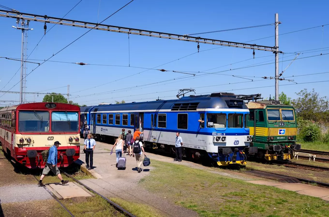 Turistický vlak Český ráj z Prahy do Jičína a Turnova