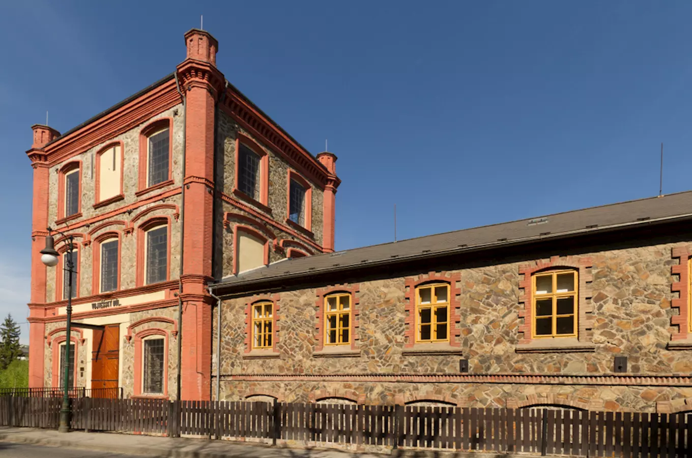 Hornické muzeum v Příbrami - muzeum s největším počtem expozic hornictví v České republice
