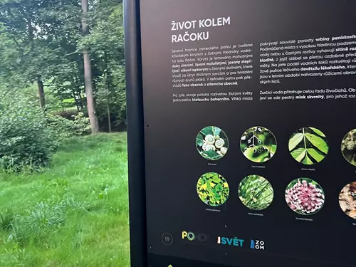 Naučná stezka v zámeckém parku v Orlové na Karvinsku