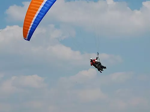 Adrenalin – paraglidingové tandemové lety v jižních Čechách