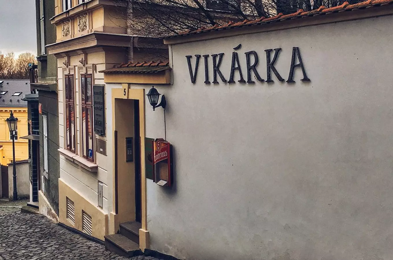 Vinárna Vikárka