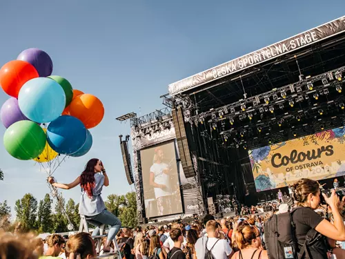 Colours of Ostrava letos nabídne hvězdy hudebního nebe a skvělý servis pro hendikepované