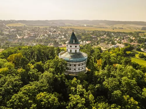 Udělejte si prázdninový výlet do městečka pod Humprechtem 