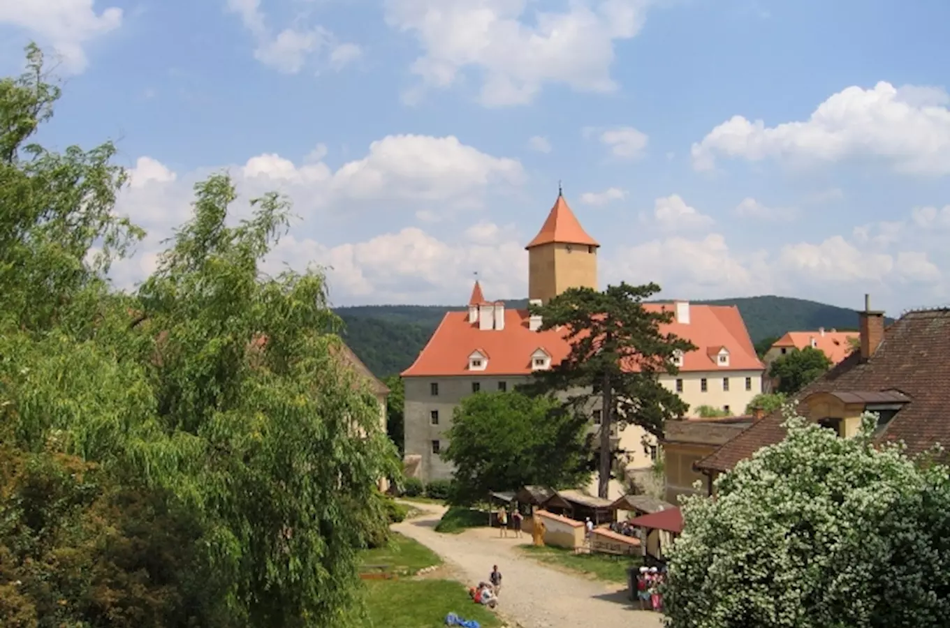 Lev a orlice. Moravští Lucemburkové a jejich hrad – výstava na hradě Veveří