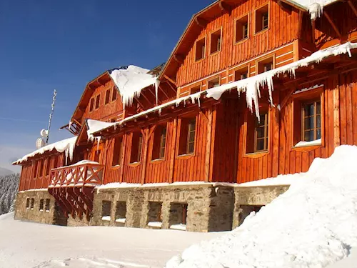 Horský hotel Štumpovka na hrebenech Krkonoš