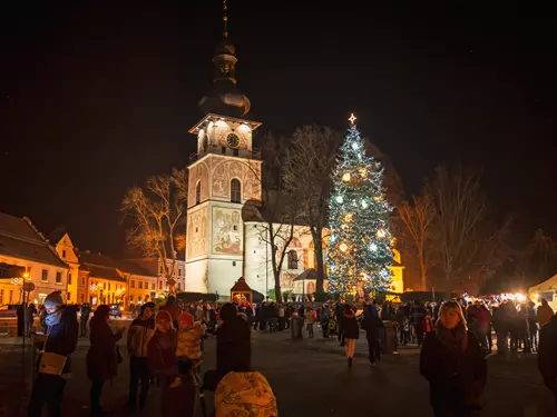 Zahájení adventu – rozsvícení vánočního stromu