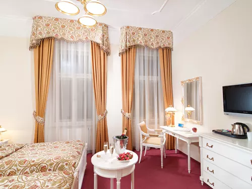 Alqush Downtown Hotel v Praze