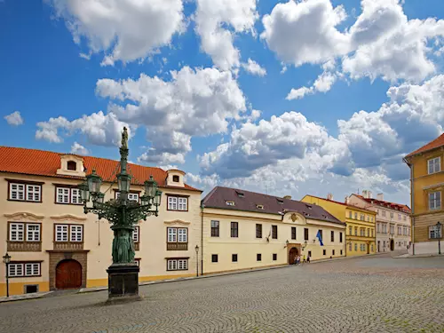 Hrzánský palác s expozicí Symboly republiky: Pilíře české státnosti 