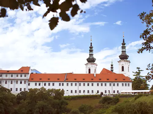 Strahovský klášter s historickou knihovnou