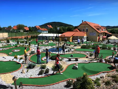 Adventure golf golf pro každého