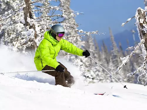 Na Špičáku otevírají nový snowpark, lyžuje se na metru prašanu