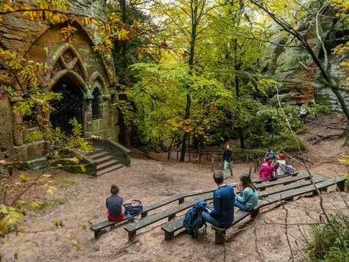 Modlivý důl u Svojkova – tajemné poutní místo