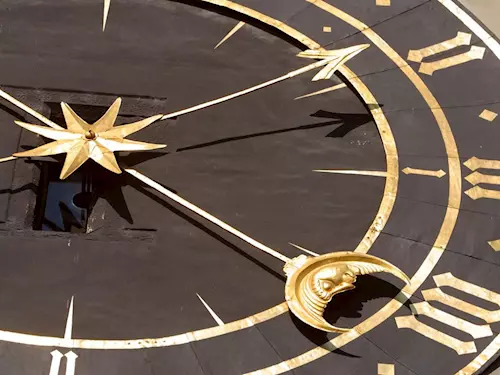 Věžní hodiny v Třebíči – největší věžní hodiny v České republice