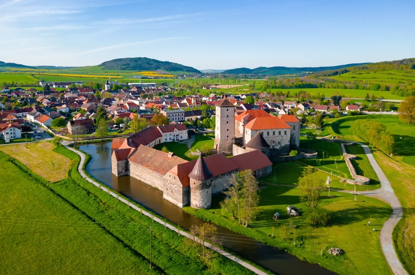 Hrad a výlet – to je synonymum: dobuďte desítku nejzajímavějších hradů