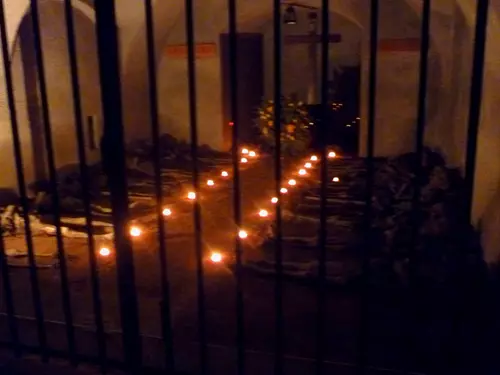 Večerní komentované prohlídky Kapucínské hrobky – Dušičky