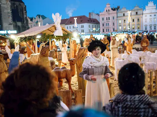 Objevte na adventních prohlídkách kouzlo vánočních zvyků a tradic v Plzni