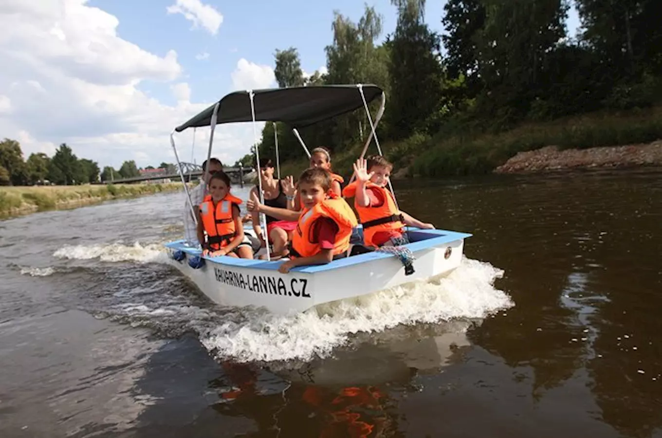 Půjčování jízdních kol, in-line bruslí a lodi Boden See České Vrbné