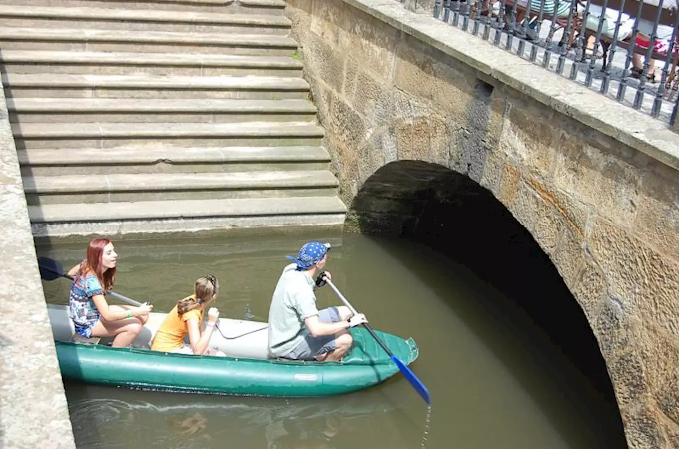 Romantická projížďka na lodi po Nečízu v Litovli