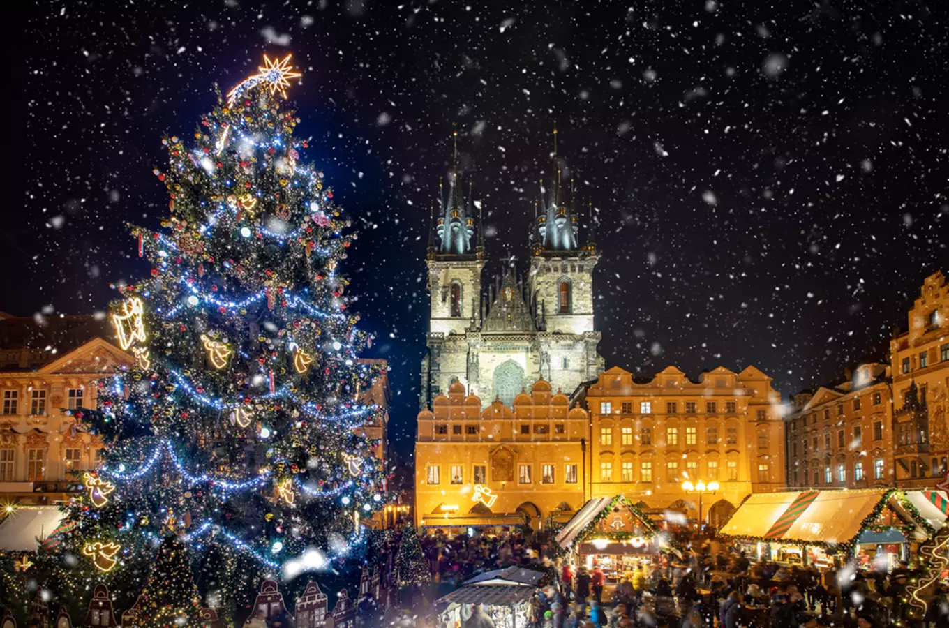 Silvestr 2023 a Nový rok 2024 na Staroměstském náměstí v Praze 