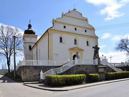 Kostel Nejsvětější Trojice v Horních Dunajovicích