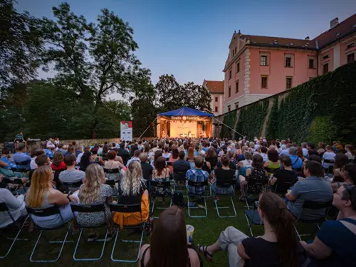 Olomoucké nejen shakespearovské léto nabídne premiéry i osvědčené tituly