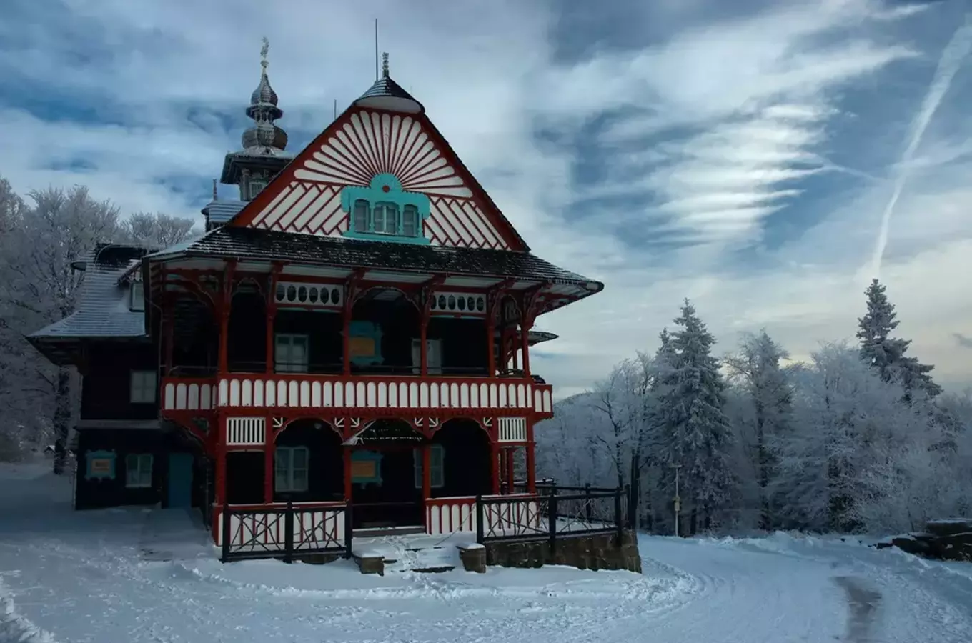 Pustevny – útulny Libušín a Maměnka