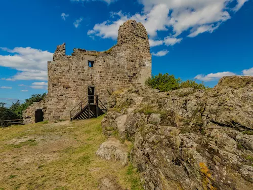 Hrad Přimda – nejstarší dochovaný kamenný hrad v České republice