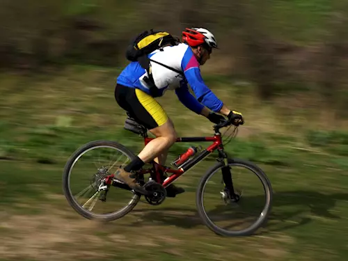  Po vzoru nocního závodu v rakouském Flachau se do Vysocina Areny chystá EP Energy MTB Night Race