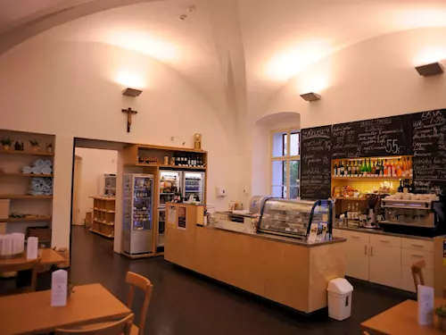 Klášterní kavárna Café Dientzenhofer v Broumově