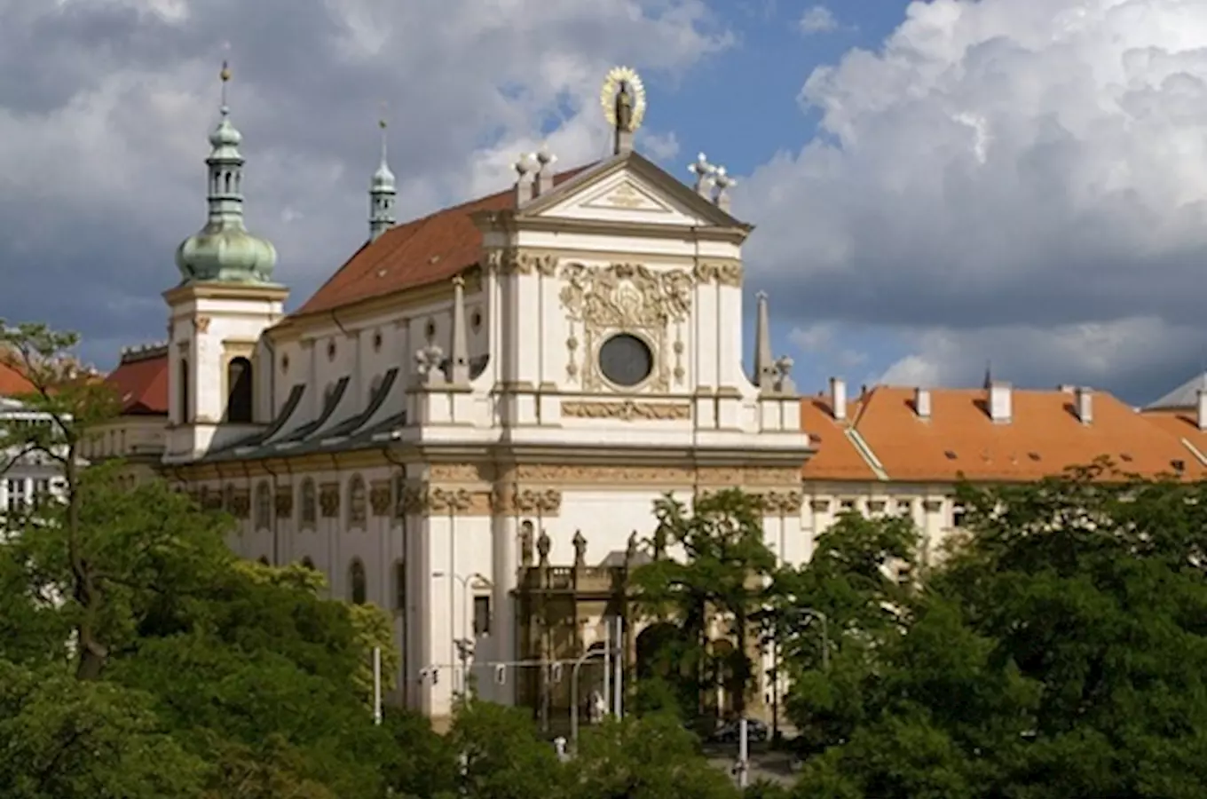Bohatý adventní program u sv. Ignáce pro děti i dospělé – Kudy z nudy