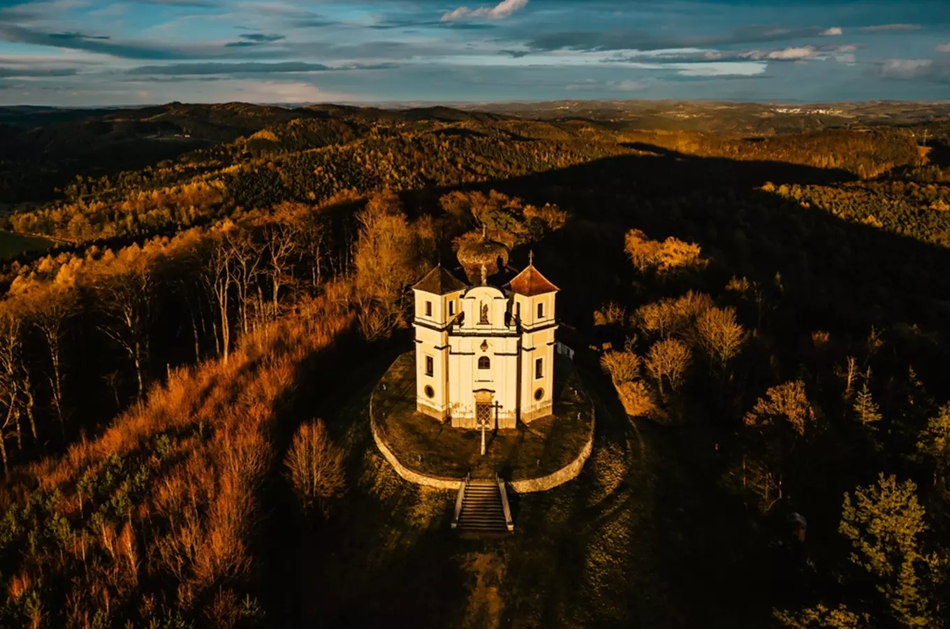 Maková Hora, Kudy z nudy