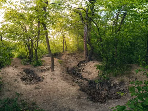 Zřícenina hradu Karlík u Dobřichovic