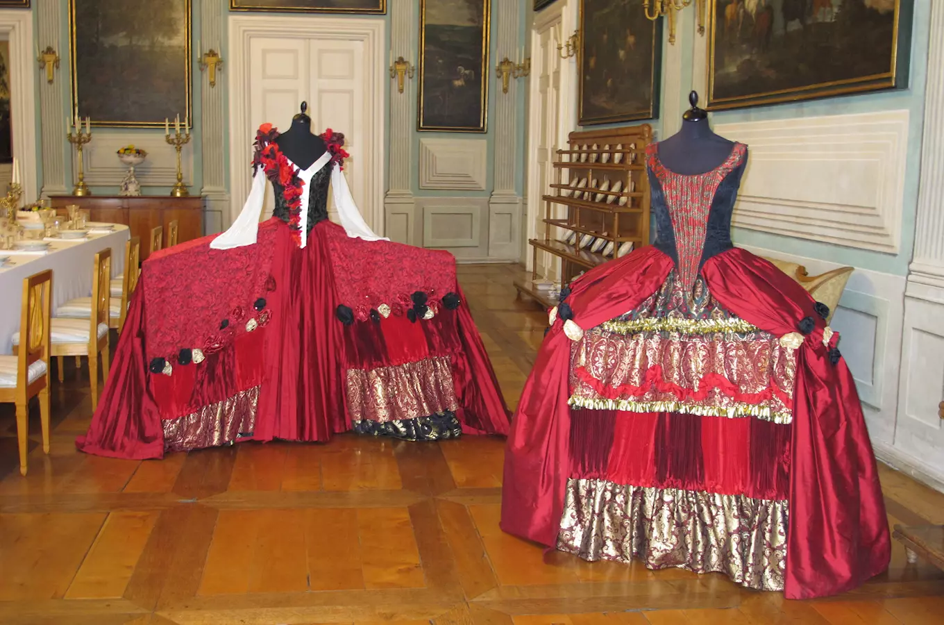 Krása (v) kostýmu - výstava nejkrásnějších operních kostýmů z Národního divadla na zámku v Litomyšli