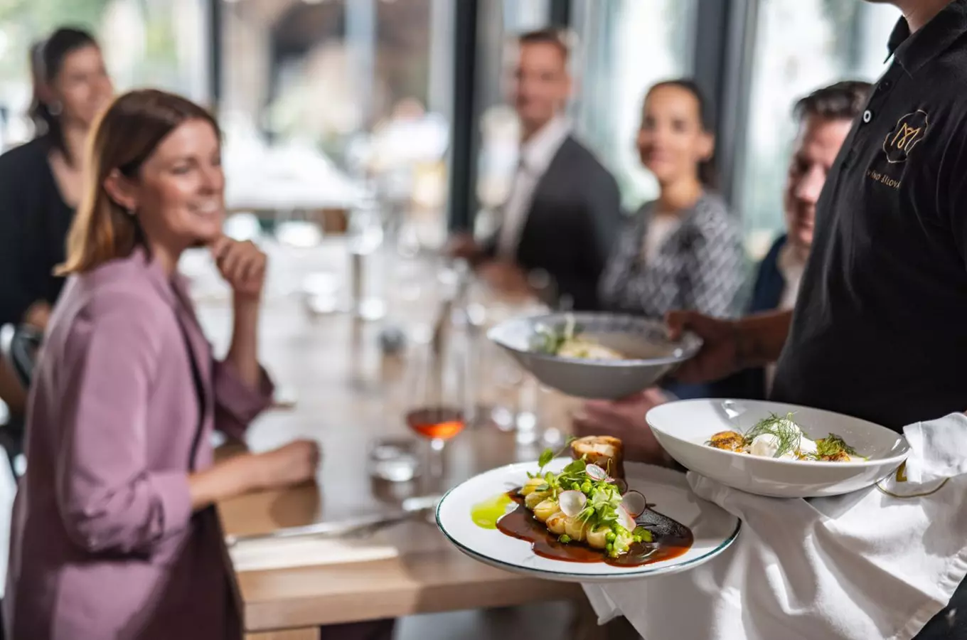 50 tipů kam jít na kvalitní jídlo do skvělé (chcete-li luxusní) restaurace