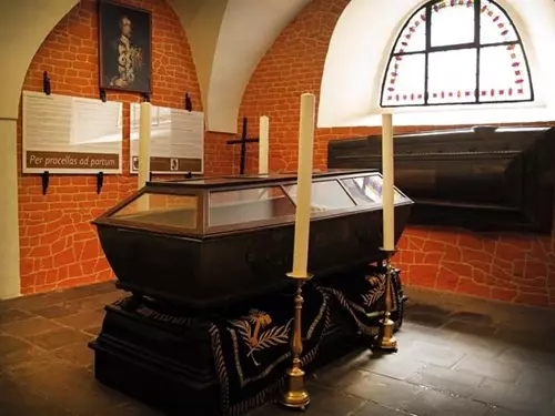 Brněnské léto u kapucínů – prohlídky kapucínského kláštera a hrobky