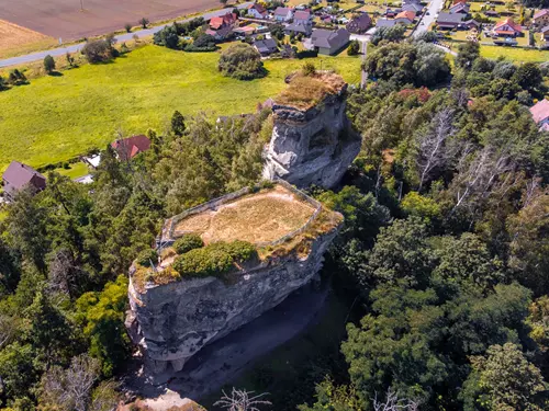 Skalní hrad Jestřebí