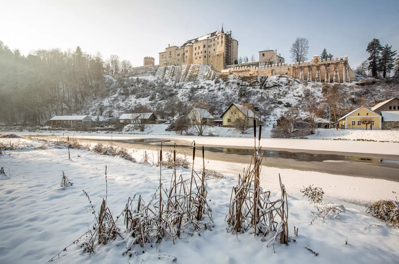 Hrad Český Šternberk pod sněhem