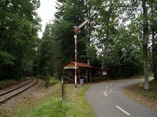 Cykloaltánek Hlavní nádraží mezi Borohrádkem a Velinami