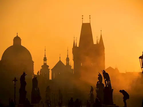 S návštevníky pražských vánocních trhu se v odopoledních hodinách osobne rozloucí Tri králové