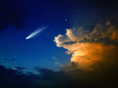 Na letním nebi září kometa Neowise – jedná se o nejjasnější kometu za uplynulé desetiletí