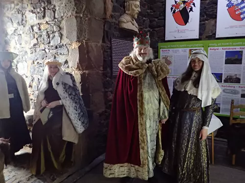 Slavnostní otevření vstupní lávky a zahájení turistické sezóny na hradu Radyni