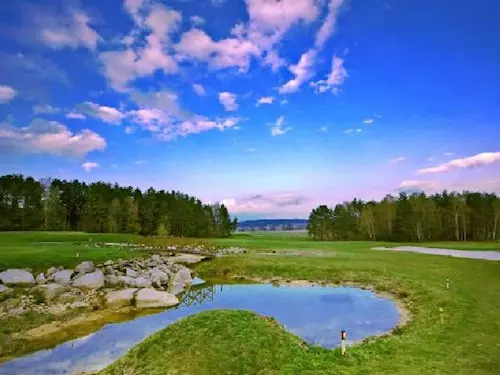 hrište Mnich 6. jamka