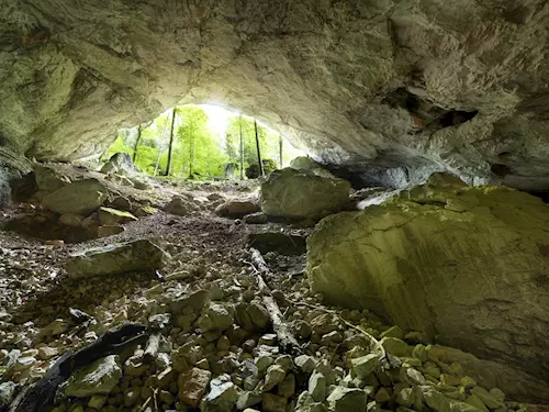 Pseudokrasové jeskyně v údolí řeky Ohře