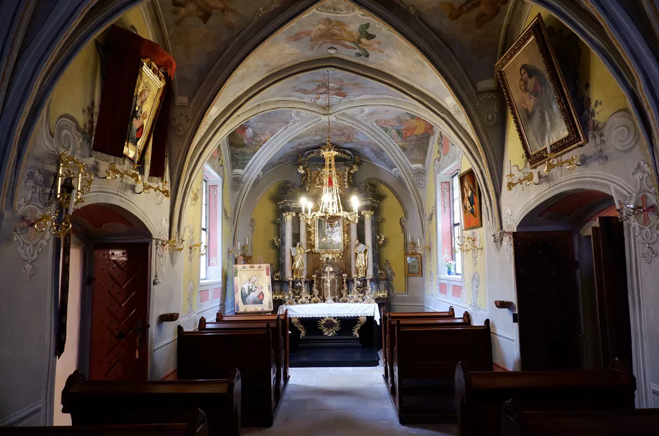 Morový špitál s kostelem Nejsvětější Trojice v Českých Budějovicích