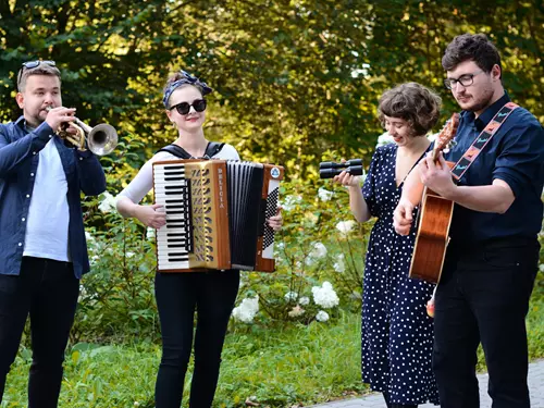 Praha žije hudbou – Palladium stage na Republice – Jazz Apples