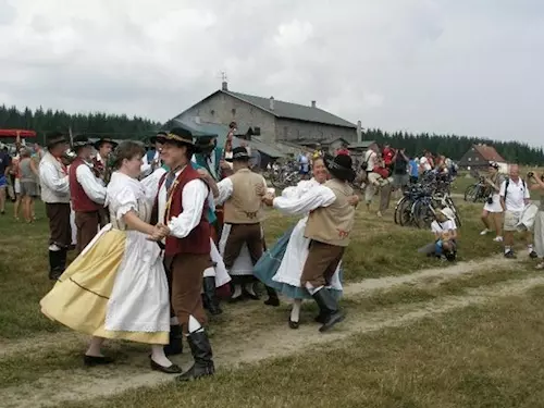 Anenská sklárská slavnost na Jizerce 