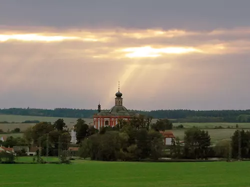 880 let od příchodu Cisterciáků do Plas aneb život mnichů v klášteře