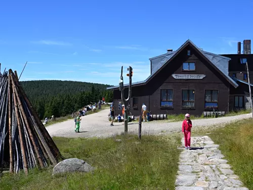 Vosecká bouda – nejzápadnější horská bouda na hraničním hřebenu Krkonoš