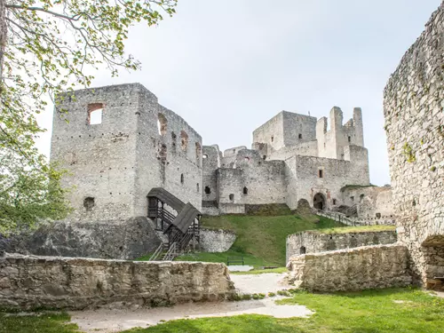 "Slunce, seno a tak dále" na hradě Rabí